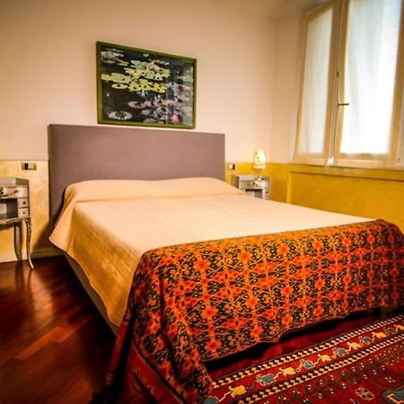 ローマ アルデバラン Bed & Breakfast エクステリア 写真
