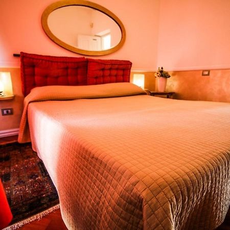 ローマ アルデバラン Bed & Breakfast エクステリア 写真