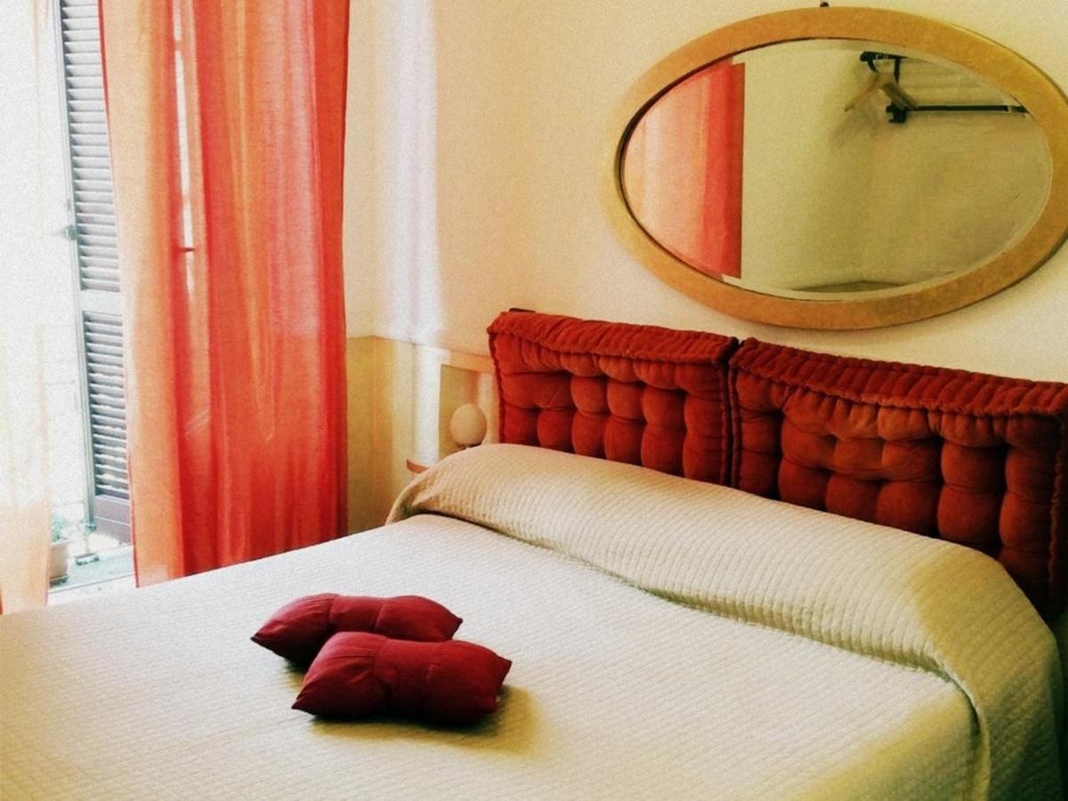 ローマ アルデバラン Bed & Breakfast エクステリア 写真